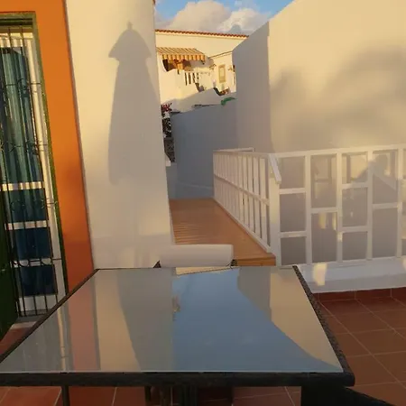 בית הארחה Casa Domvs